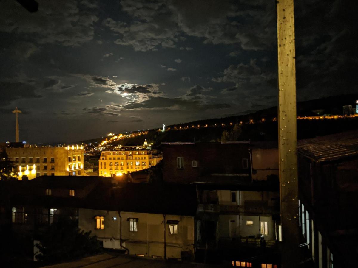 A Pousada Diwan Tbilisi Exterior foto