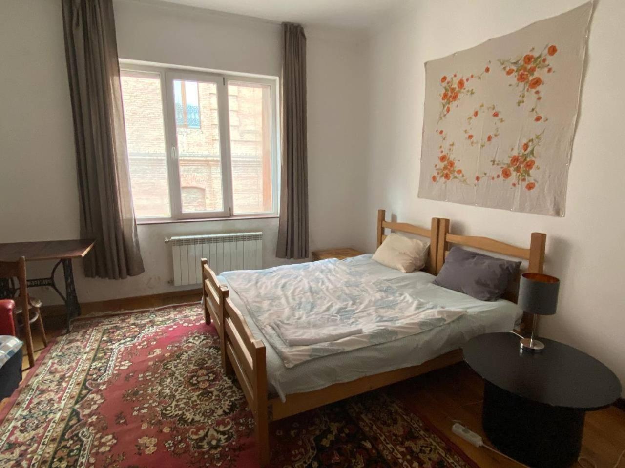 A Pousada Diwan Tbilisi Quarto foto