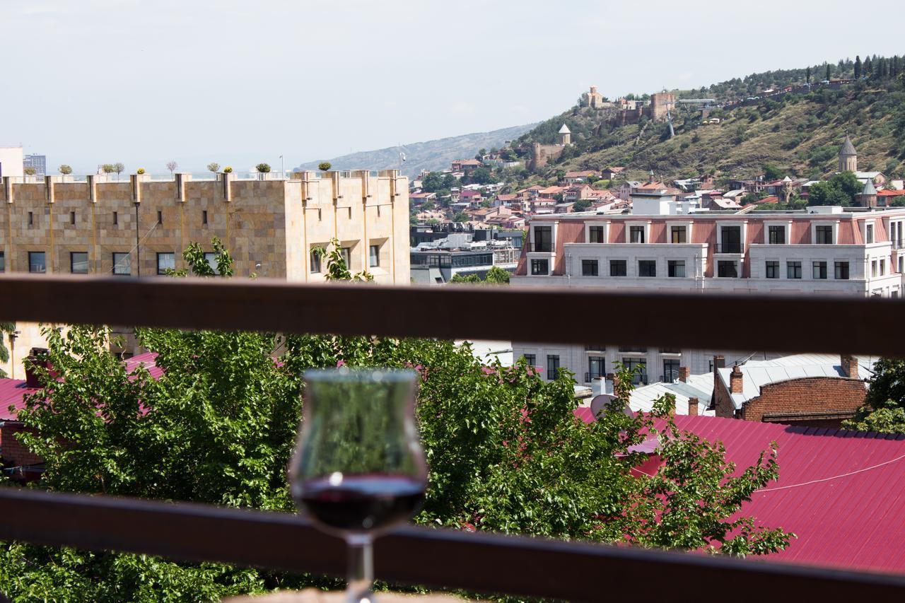A Pousada Diwan Tbilisi Exterior foto