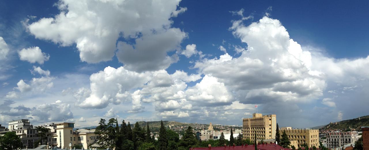 A Pousada Diwan Tbilisi Exterior foto